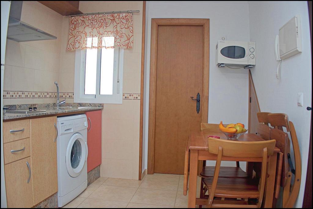 Apartamento Centro De Conil Appartement Conil De La Frontera Buitenkant foto