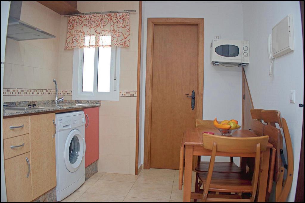 Apartamento Centro De Conil Conil De La Frontera Buitenkant foto